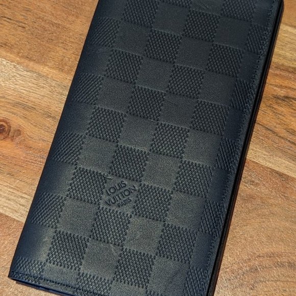 Louis Vuitton Brazza Wallet - Damier Infini Onyx (Black Leather) - Picture 6 of 6